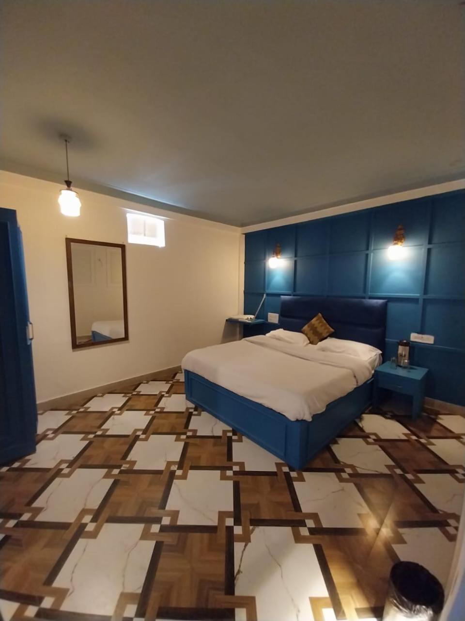 Hotel The Mussoorie International Esterno foto