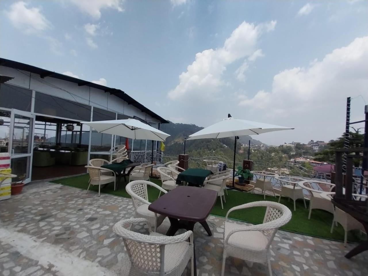 Hotel The Mussoorie International Esterno foto