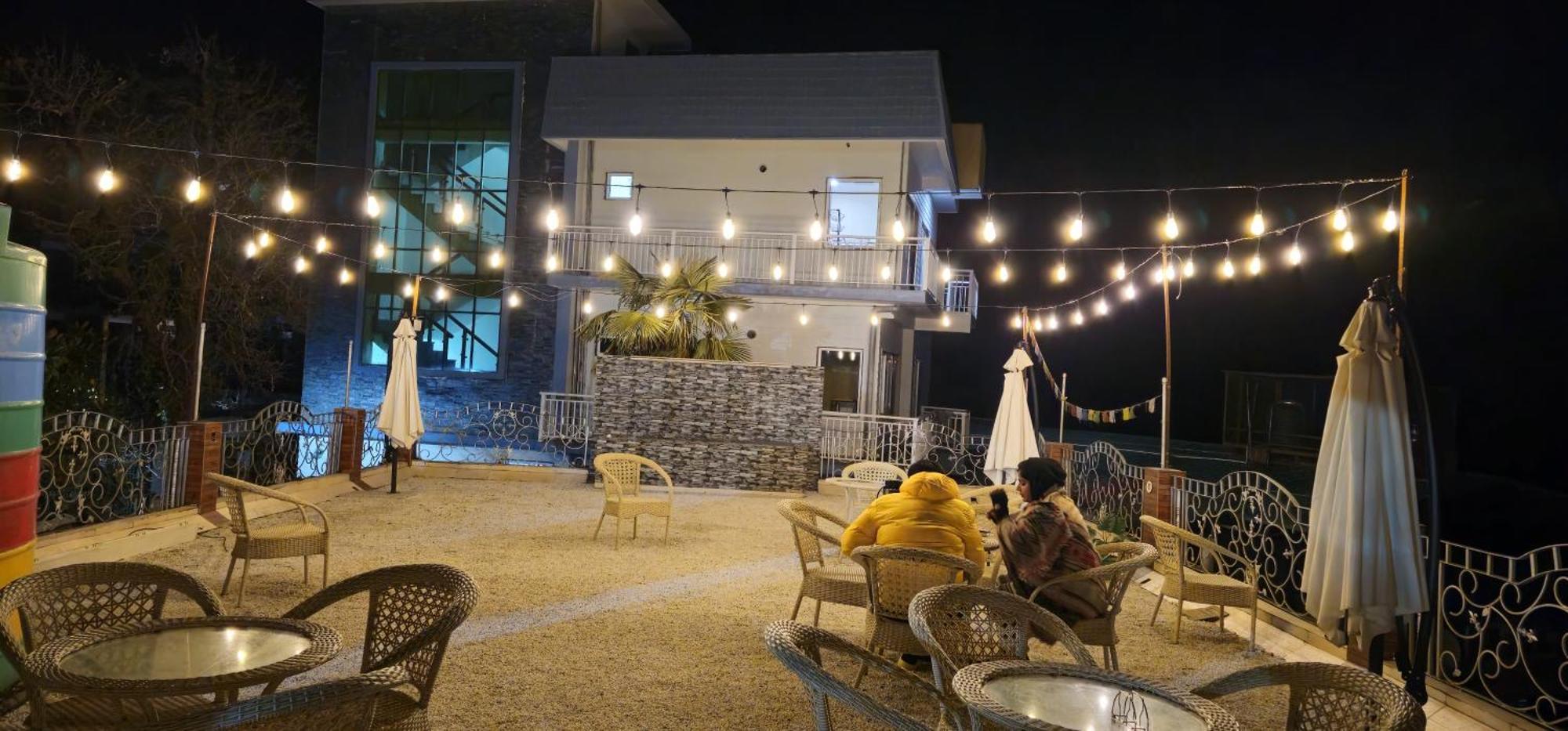 Hotel The Mussoorie International Esterno foto